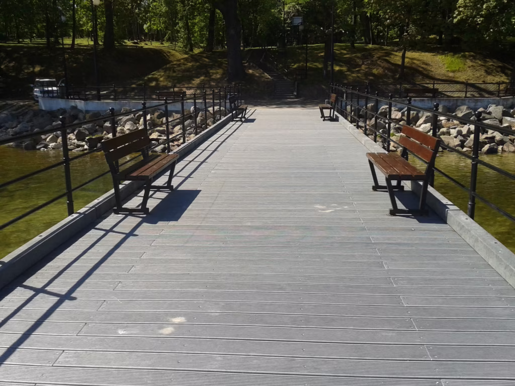 20150526 140603 Pomost w Rzucewie