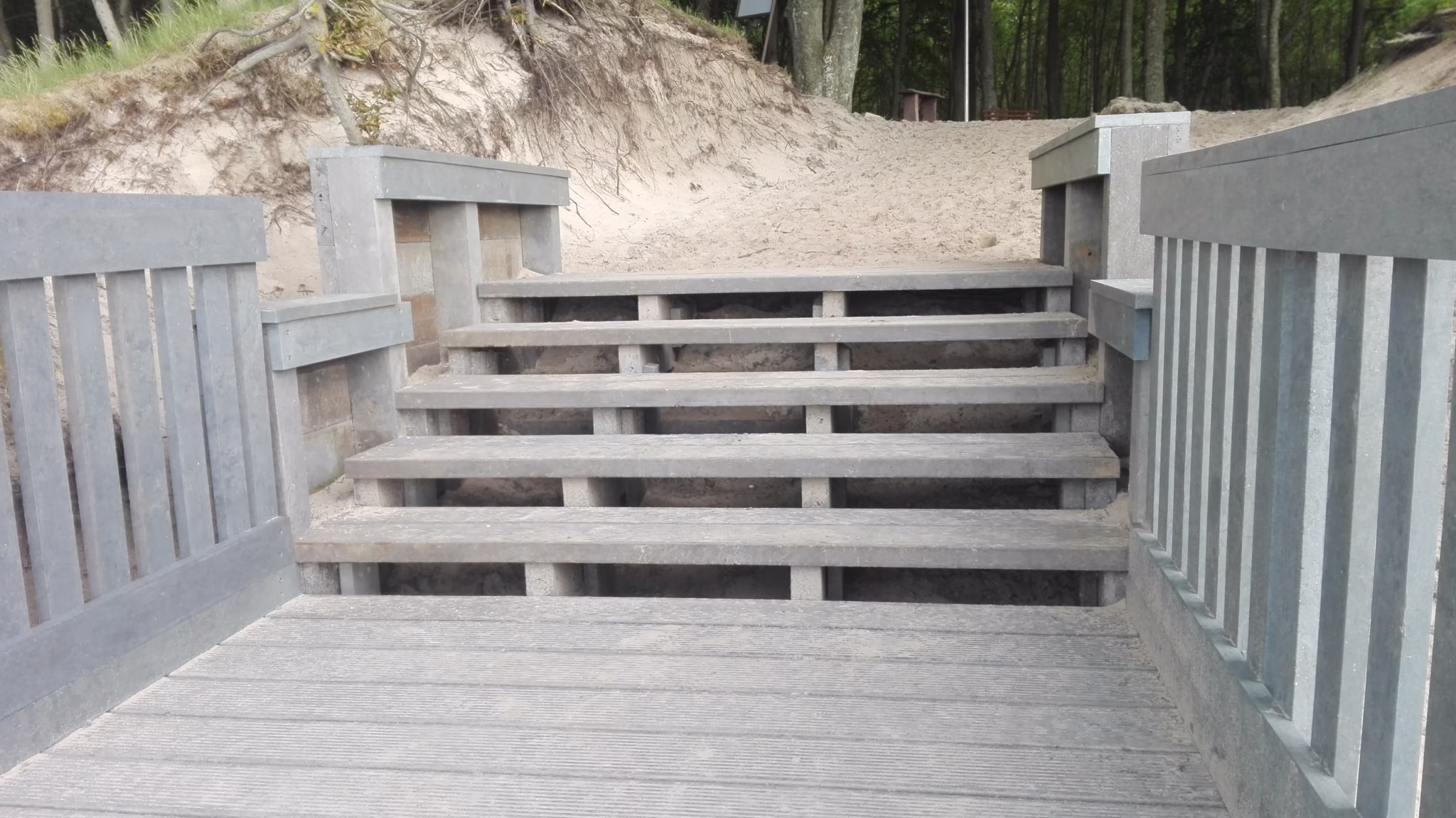 IMG 20170608 174305 Zejście na plaże w Dębinie