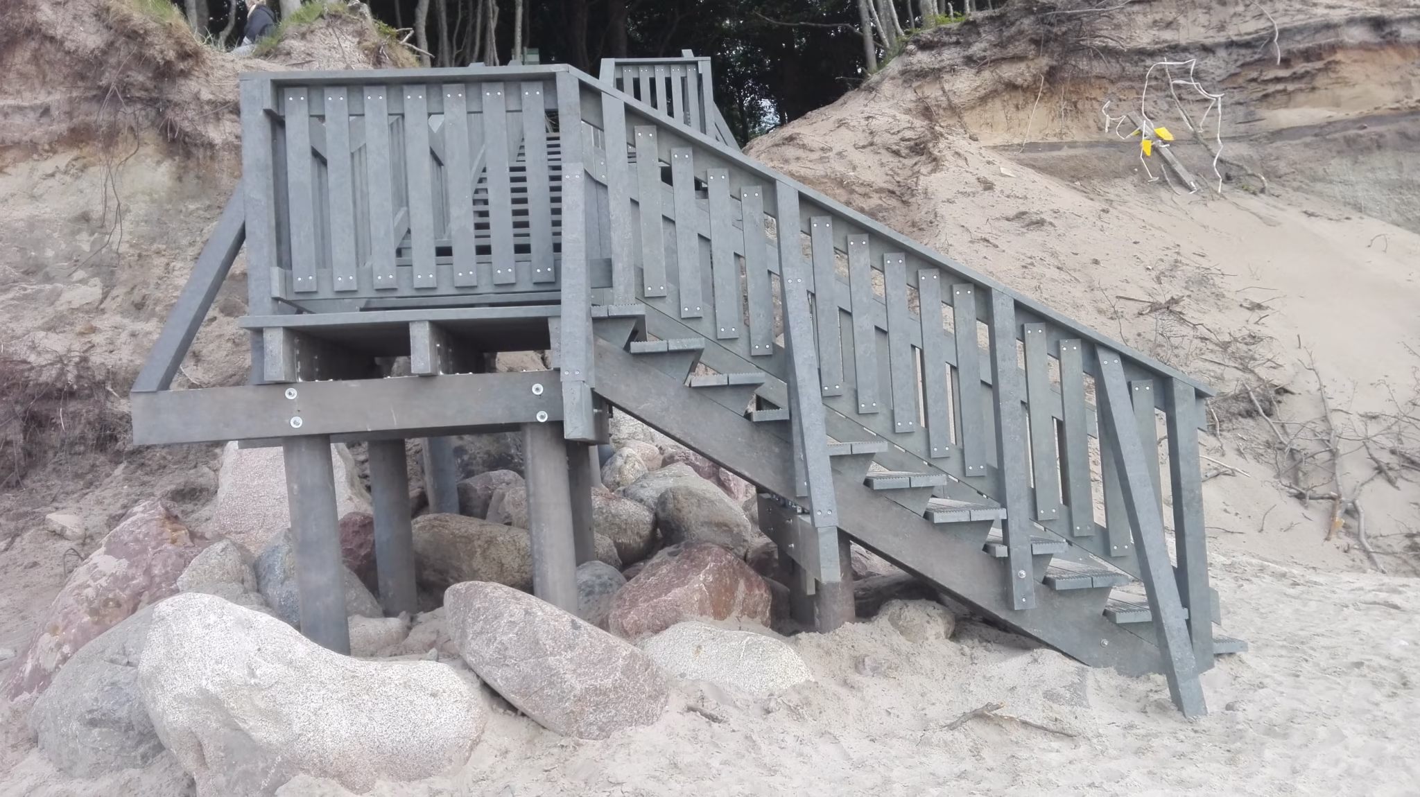 IMG 20170608 174419 Zejście na plaże w Dębinie