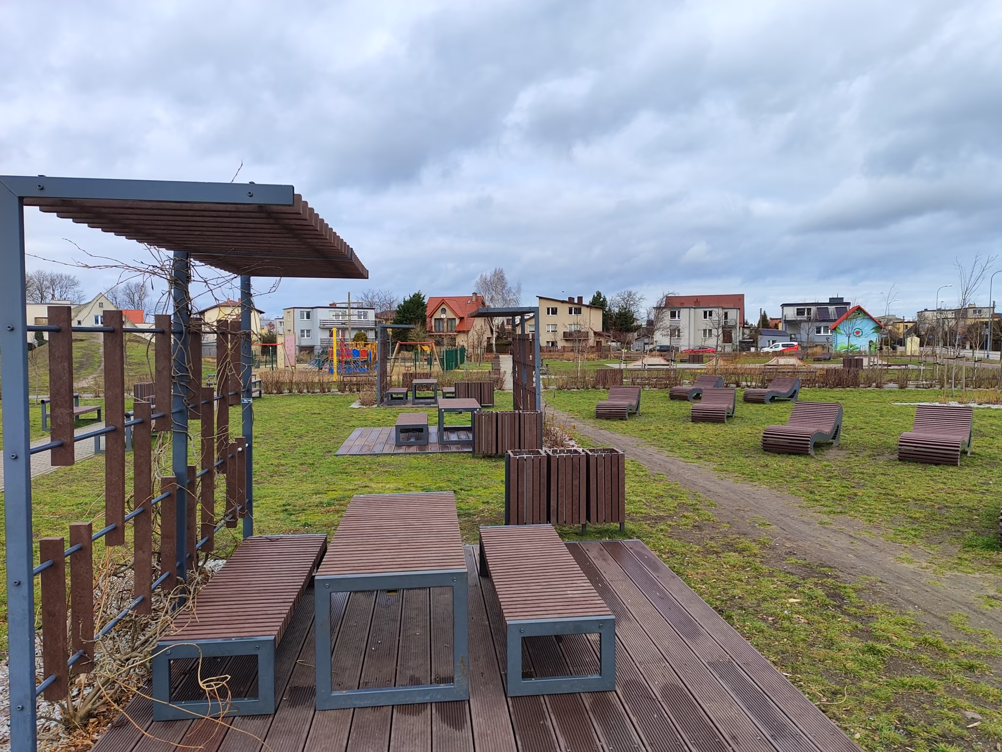 IMG 20240213 125032 Park przy ul. Różanej w Rumi